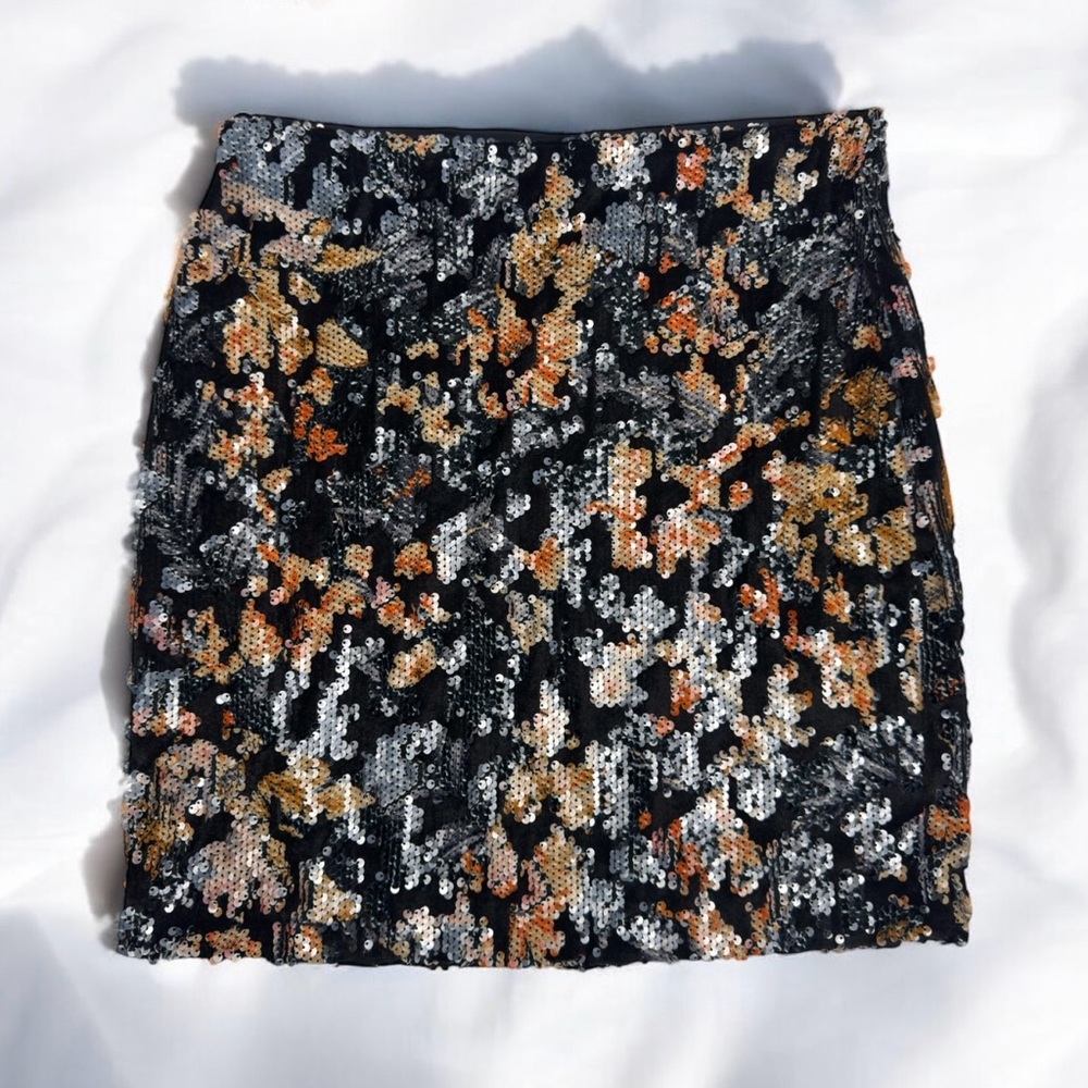 Dynamite Flower Sequin Mini Skirt Party Holidays